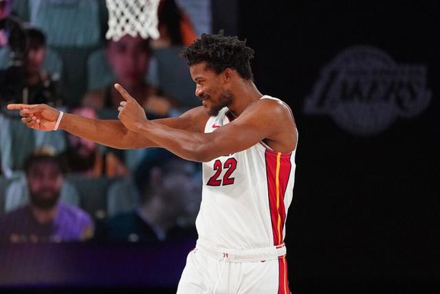 斯诺克世锦赛：赵心童首轮获胜晋级16强